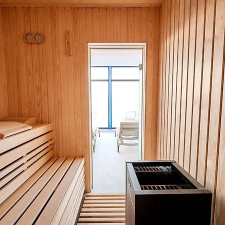 Apartament Lotti In Infinity Pool & *