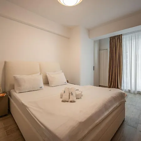 Lotti In Infinity Pool & Apartament Mamaia